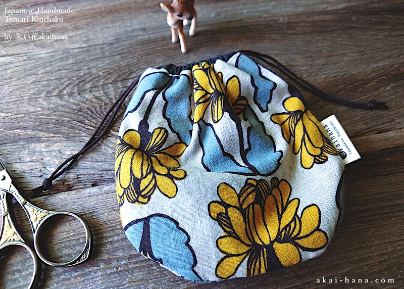 Japanese Handmade Temari Kinchaku (Drawstring) Purse, Floral Yellow ⦿tkjp0021