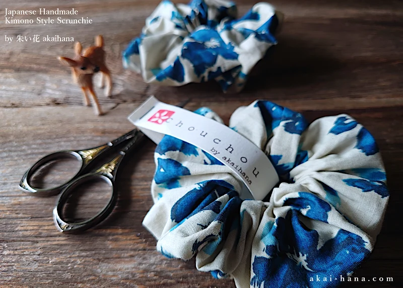 Japanese Handmade Scrunchies, Blue Floral, scjf0085