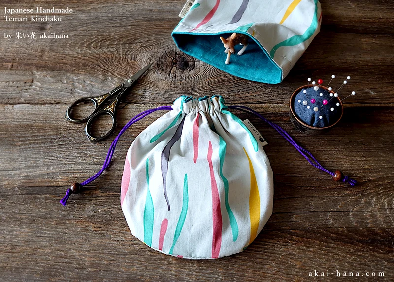 Mizu Fūsen (Water Balloon) White, Temari Kinchaku Purse ⦿tkjp0005