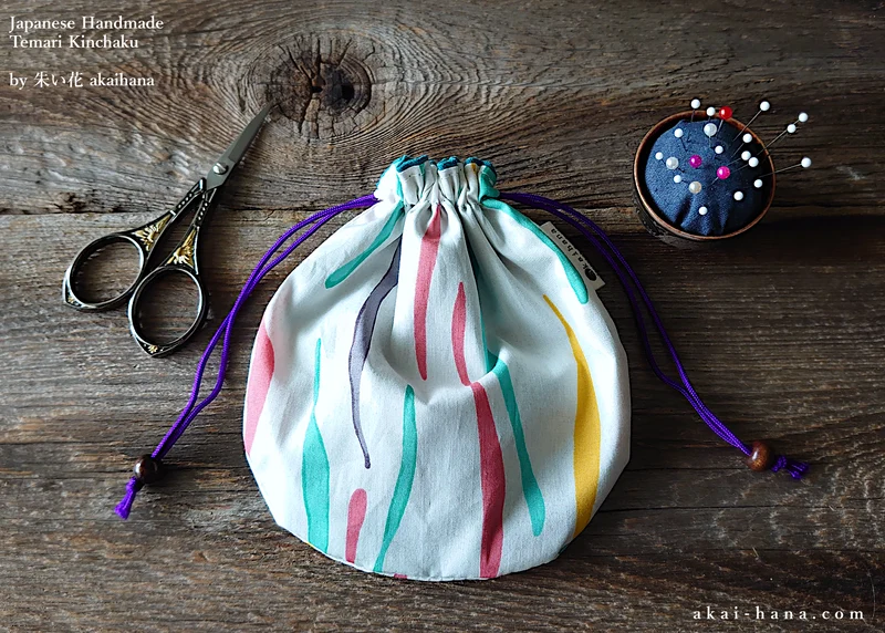 Mizu Fūsen (Water Balloon) White, Temari Kinchaku Purse ⦿tkjp0005