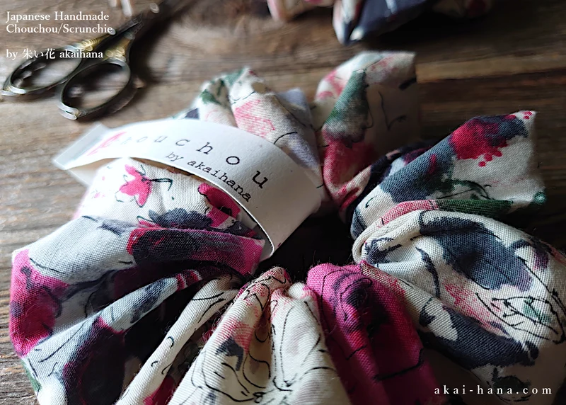 Japanese Handmade Scrunchies, Pink Garden, scjf0023