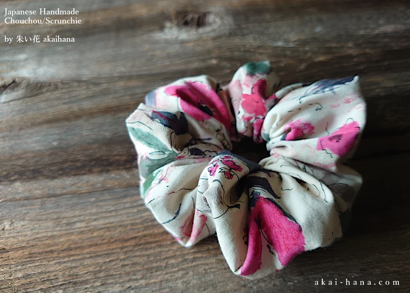 Japanese Handmade Scrunchies, Pink Garden, scjf0023