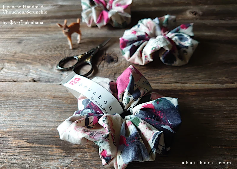 Japanese Handmade Scrunchies, Pink Garden, scjf0023