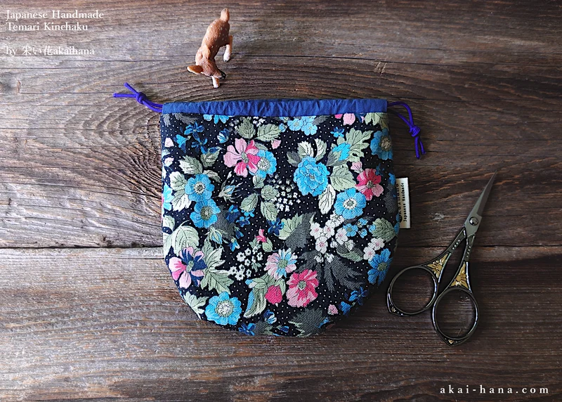 Japanese Handmade Temari Kinchaku (Drawstring) Purse, Black Floral ⦿tkjp0024
