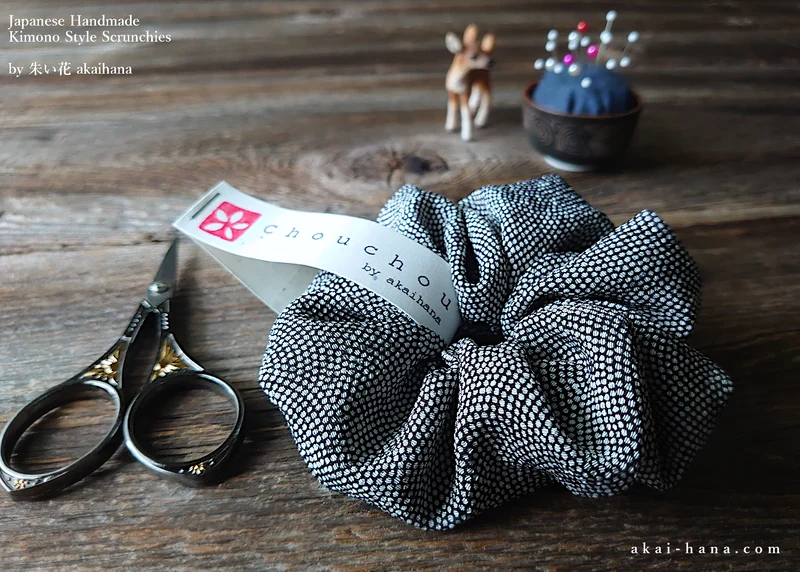 Japanese Handmade Chirimen Scrunchies, Samekomon ⦿scjf0109