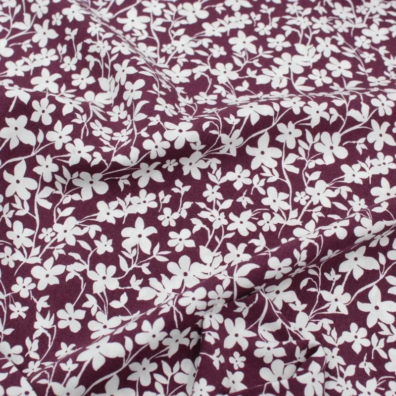 Viskose Stoff kleine Blumen