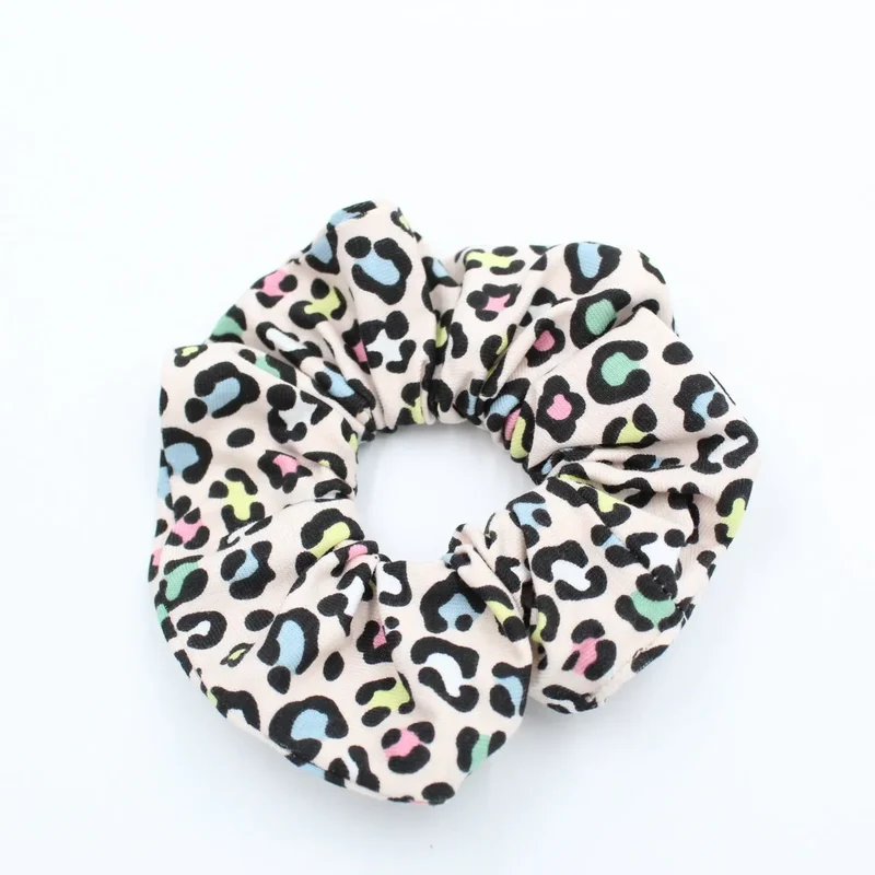 Mittleres Scrunchie handgemacht