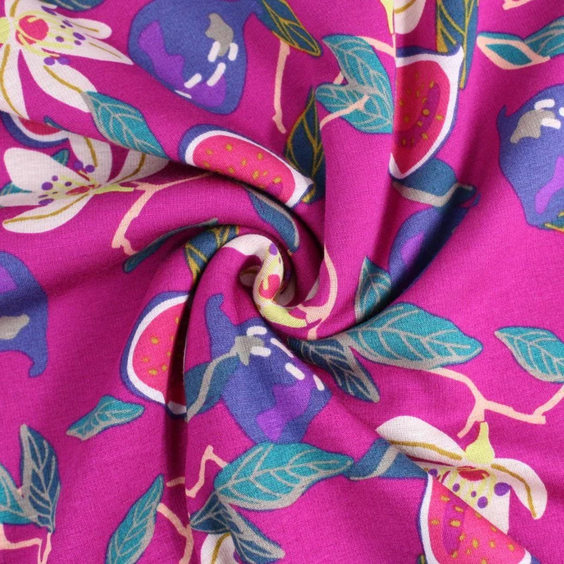 Kuschelsweat Stoff – Feigen und Blumen | Lila