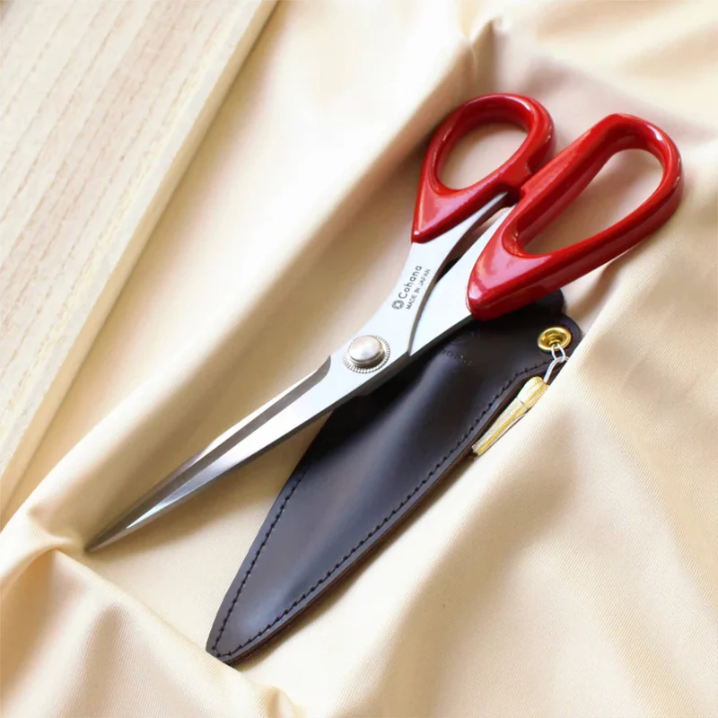 Cohana Seki Schneiderschere mit Gold Quasten - Rot