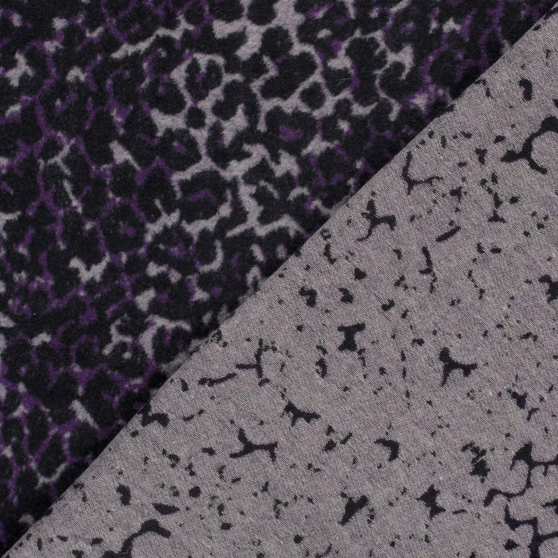 Jacquard Leoparden – Aubergine