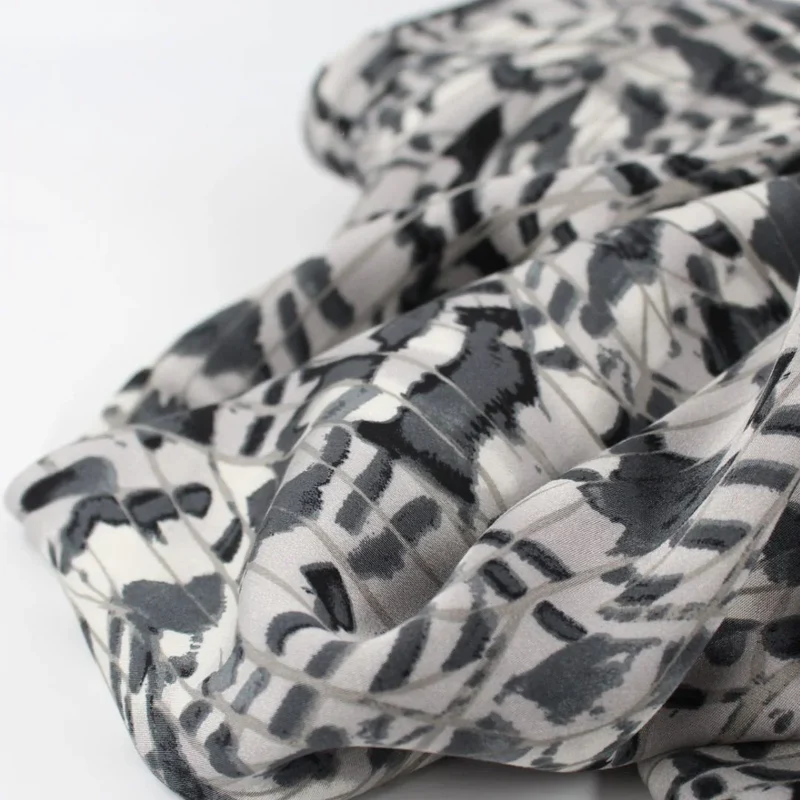 Satin Viskose Federn | Grau