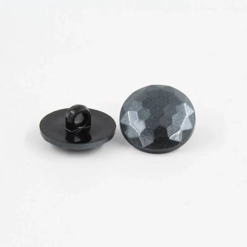 Facettierter Kunststoffknopf | 20 mm