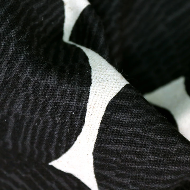 Fließende Kreise - Schwarz