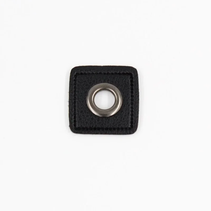 Ösen auf Kunstleder – Quadrat | 8 mm