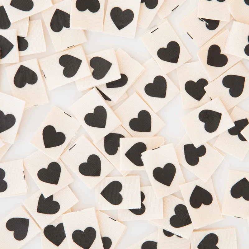 Baumwoll-Labels mit Herz – Bio-Baumwolle von Sarah Hearts