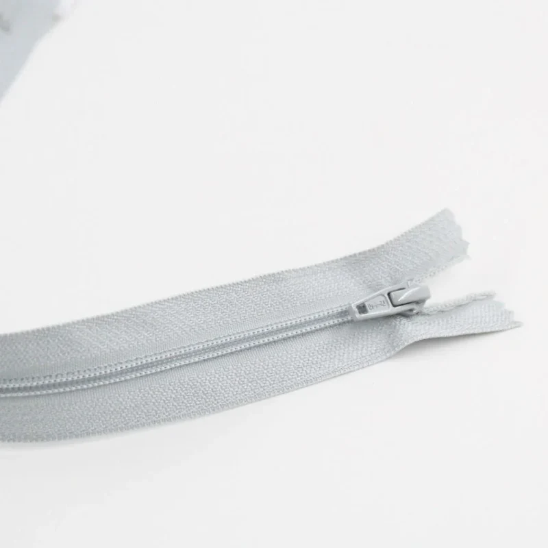 Nicht teilbarer Reißverschluss 30 cm