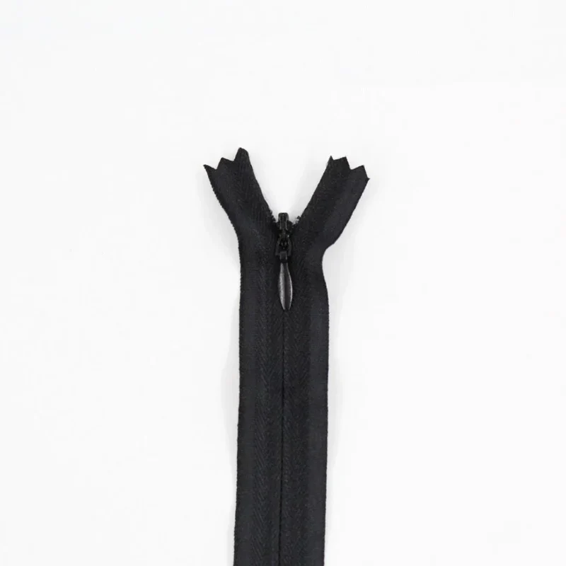 Nahtverdeckter Reißverschluss 15 cm