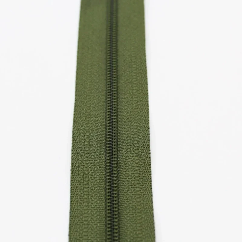 Nicht teilbarer Reißverschluss 22 cm