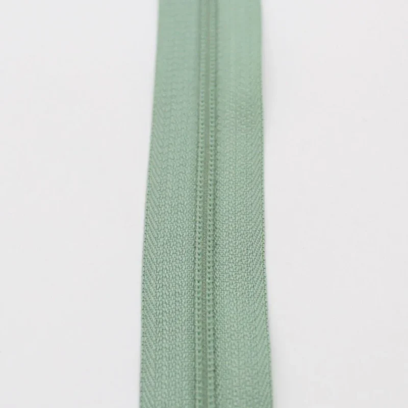 Nicht teilbarer Reißverschluss 22 cm