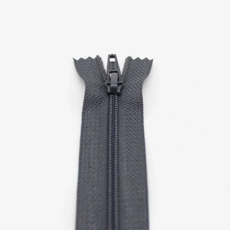 Nicht teilbarer Reißverschluss 22 cm