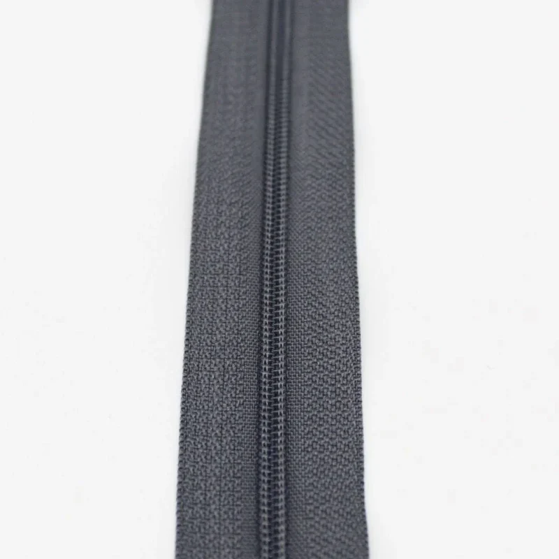 Nicht teilbarer Reißverschluss 22 cm