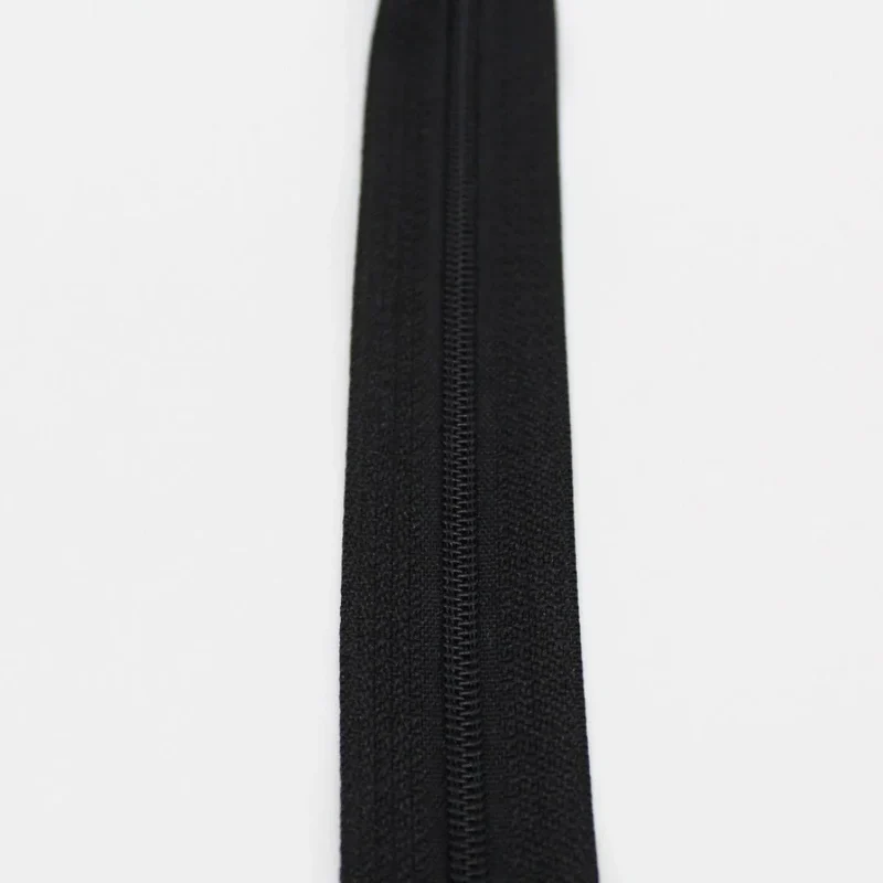 Nicht teilbarer Reißverschluss 22 cm