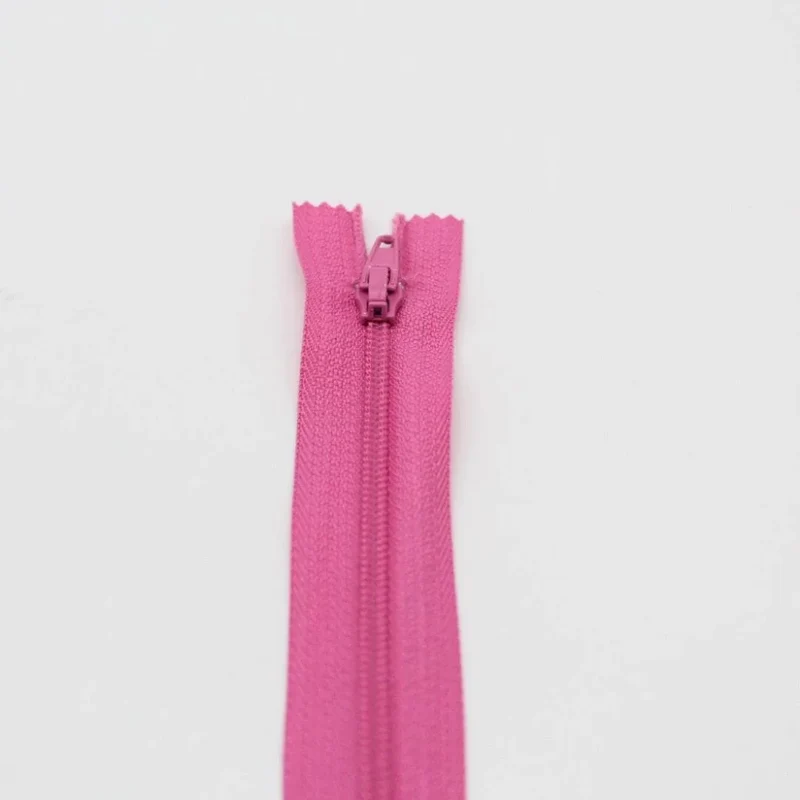 Nicht teilbarer Reißverschluss 22 cm