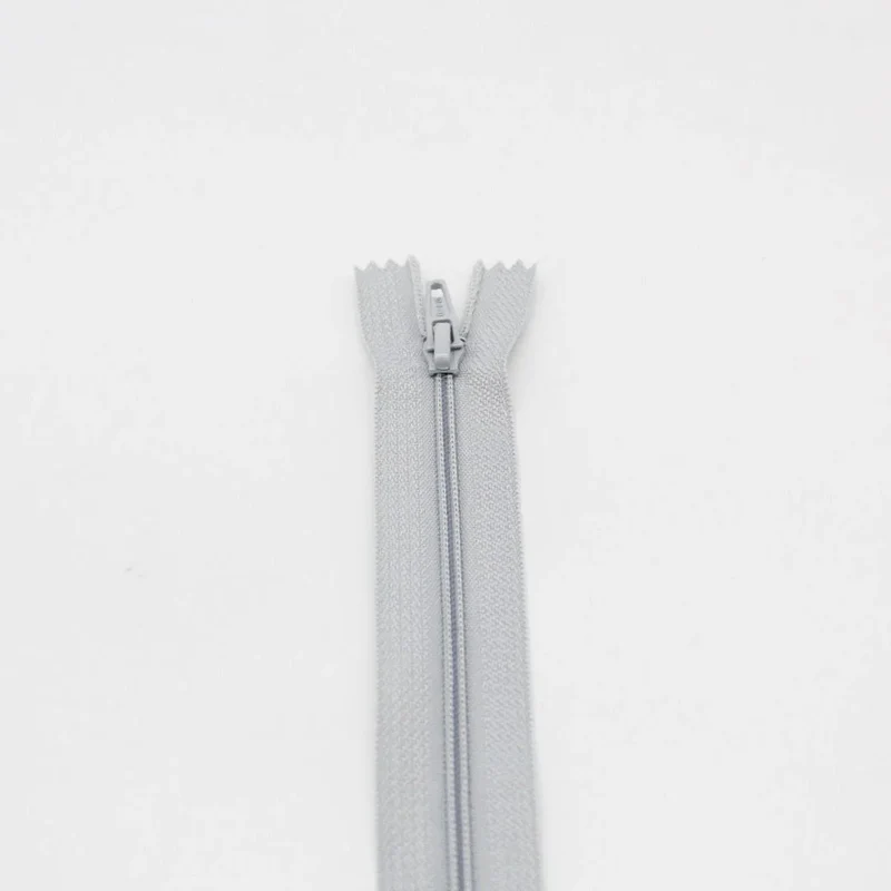 Nicht teilbarer Reißverschluss 22 cm