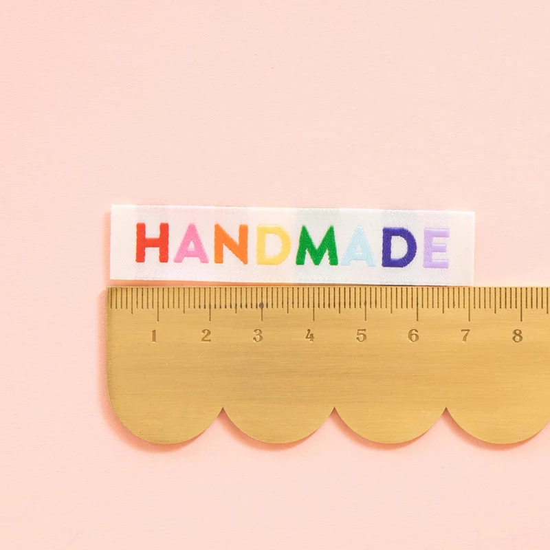 Nähetiketten „handmade“ – Regenbogenfarben