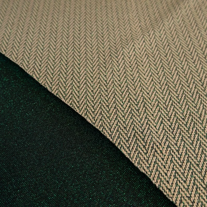 Strickstoff mit Lurex – Fischgrat – Beige grün
