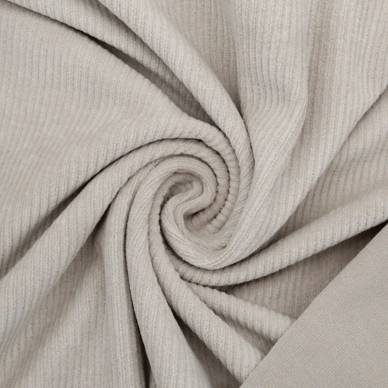 Weicher Cord Jersey mit Breiten Rippen