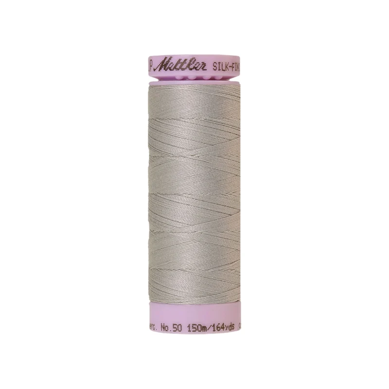 Mettler Silk-Finish Cotton 50 – Grau & Weiß, 150 m