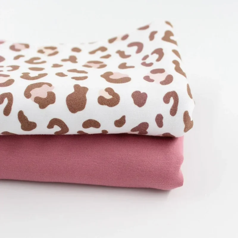 Jersey Stoff braune Leoparden Flecken | Weiß