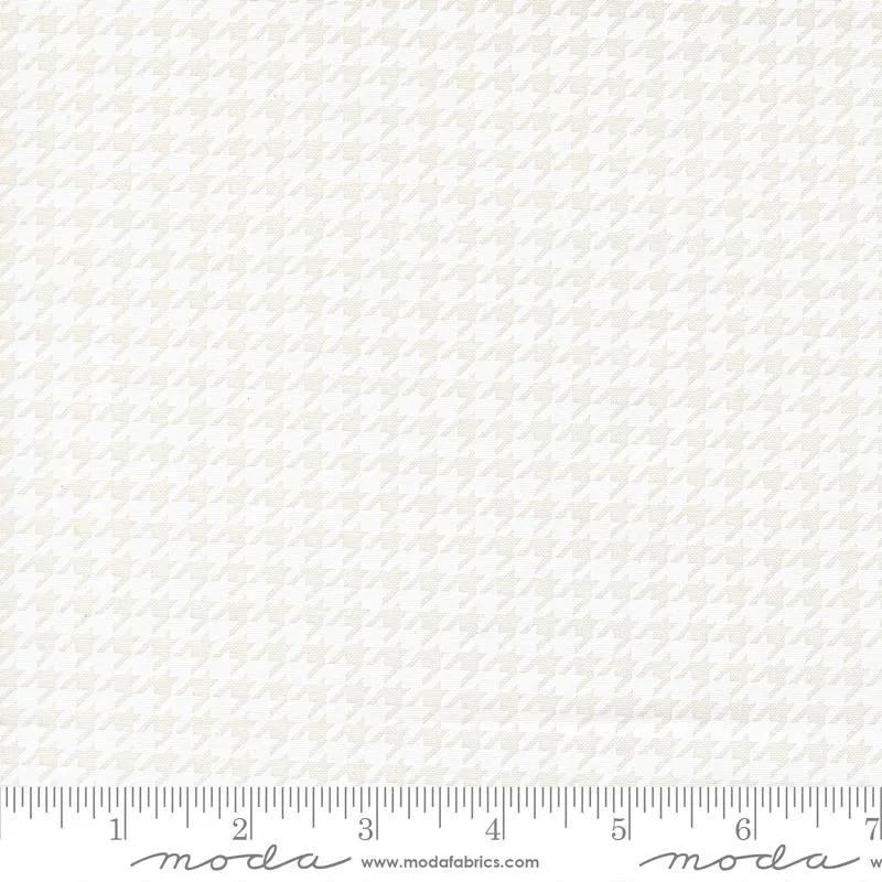 Moda, Sherri & Chelsi, Houndstooth, Cloud White