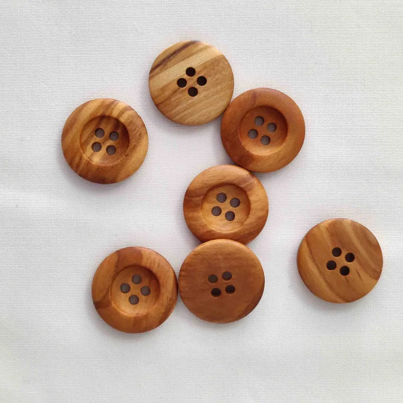 Holzknopf 4-Loch 20 mm