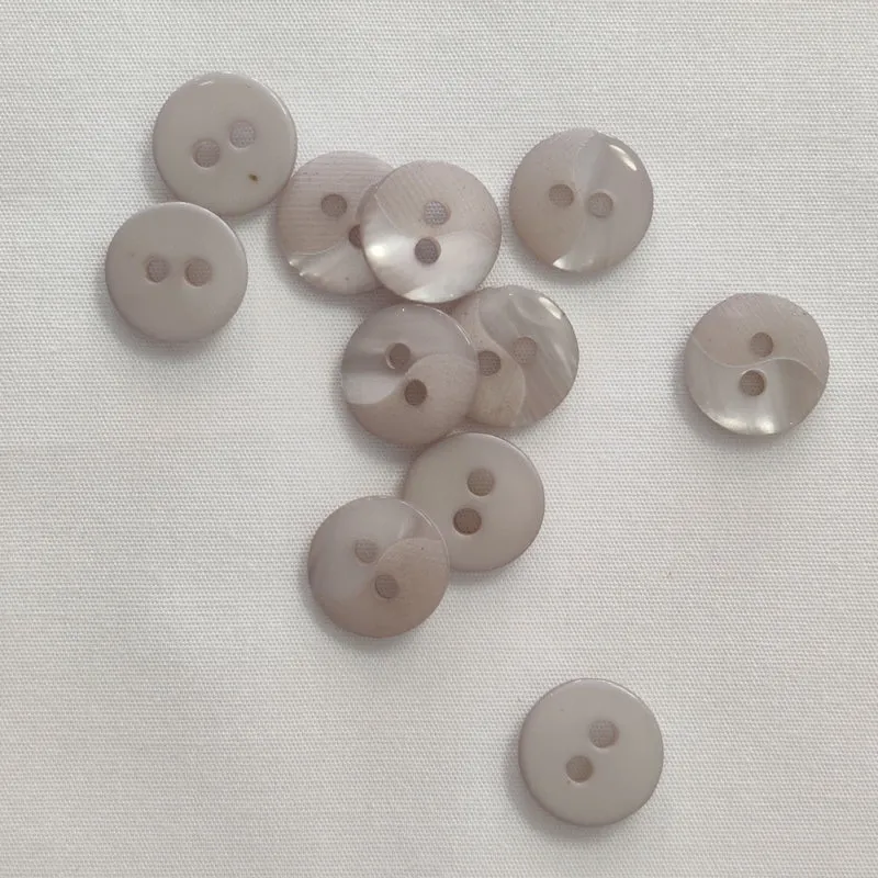 Polyesterknopf Yin & Yang 2-Loch 13 mm