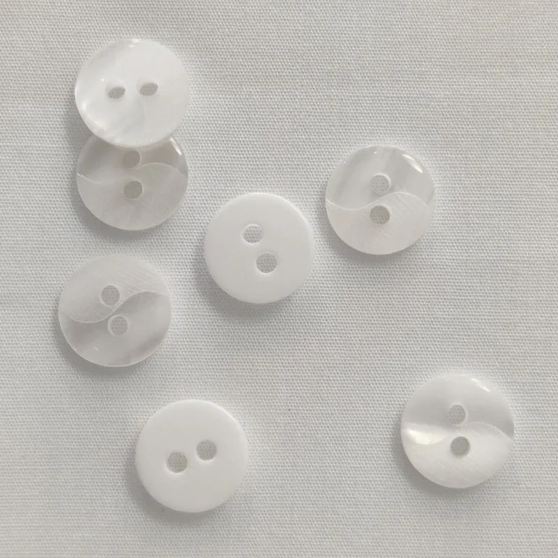 Polyesterknopf Yin & Yang 2-Loch 13 mm