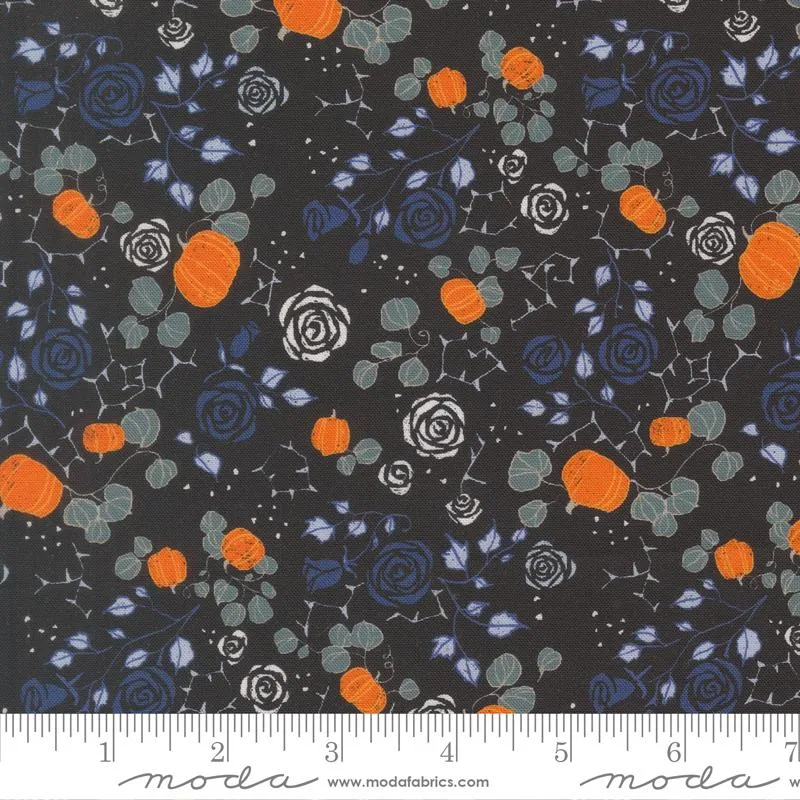 Moda, Robin Pickens, Coven, Small Garden Florals, Onyx Black