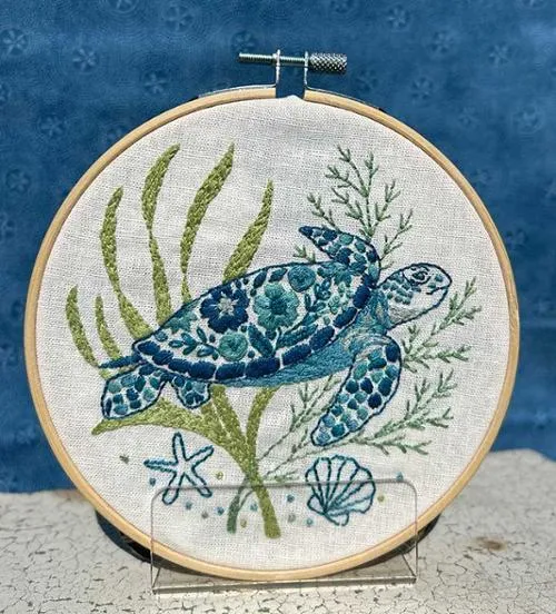 Deb Strain Stitches, Seaside Turtle Embroidery Kit