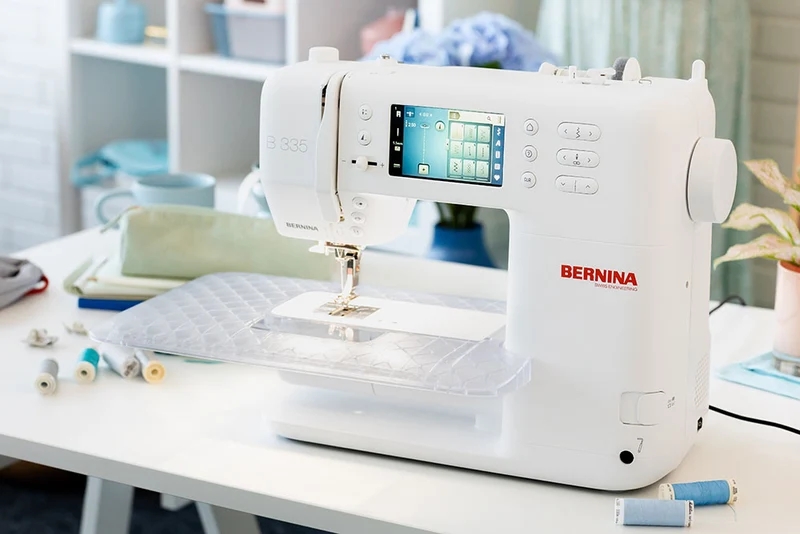 Bernina 335 (Gen2) Sewing Machine