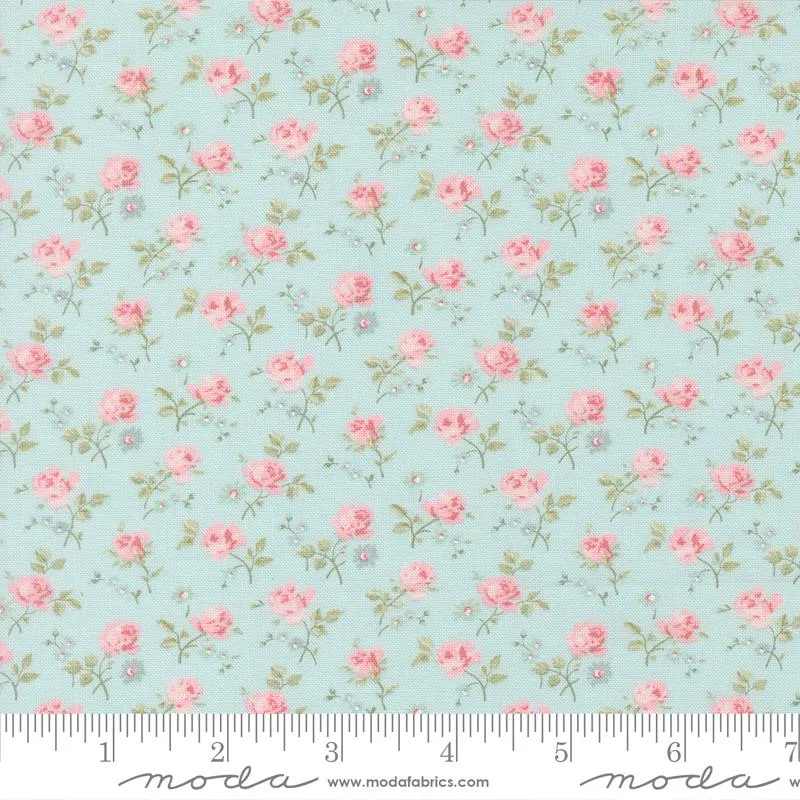 Moda, Brenda Riddle, Abide, Field Floral Small Dots, Light Blue