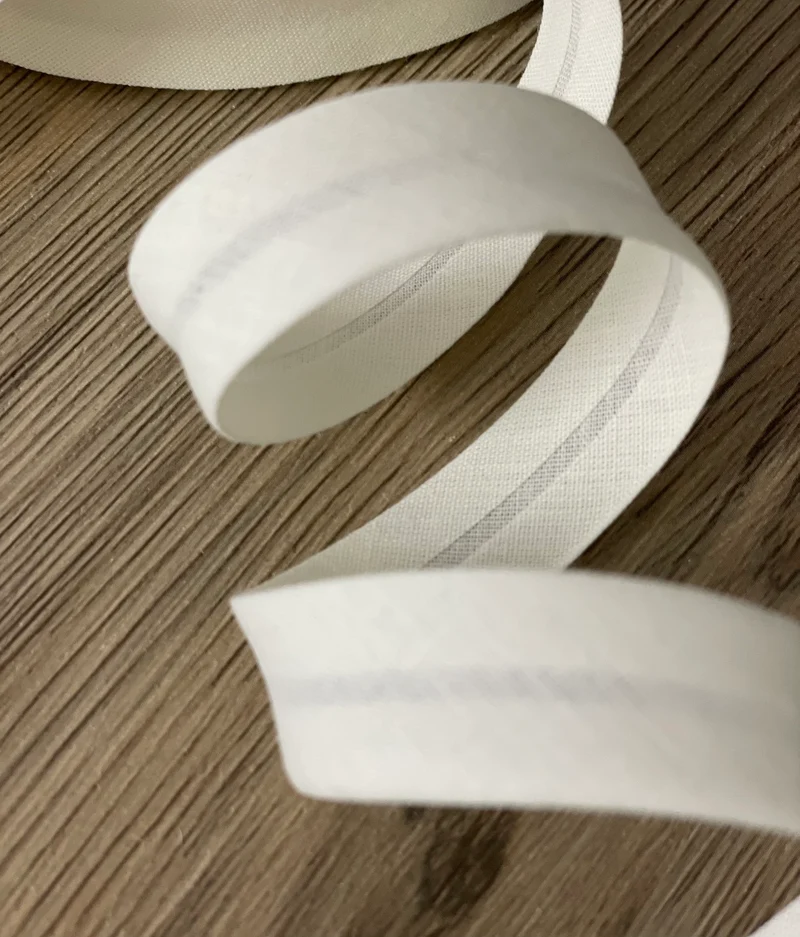 Schrägband Uni 18mm creme