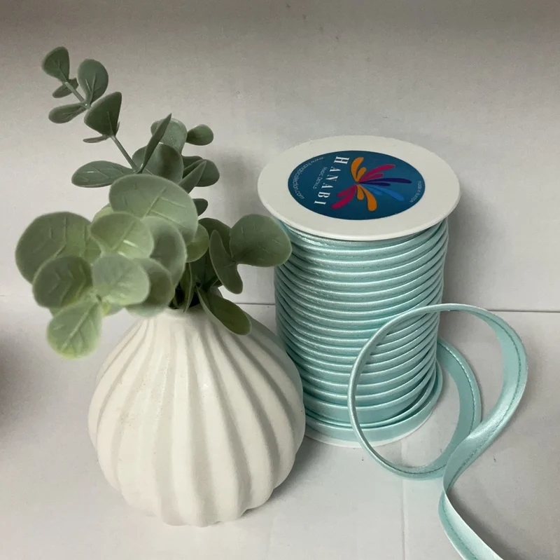 Satin Paspel uni 10mm helles mint