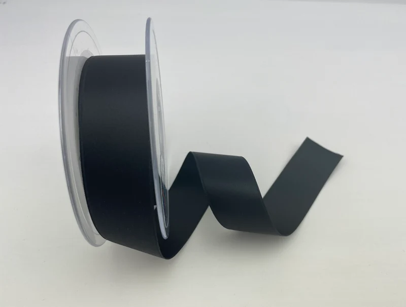 Satinband Uni 25 mm schwarz