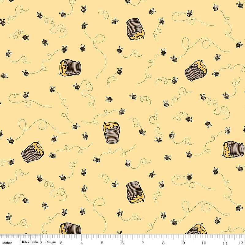 Riley Blake, Classic Winnie The Pooh, Beehives, Sunshine