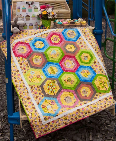 PT-I Spy Hexies Quilt